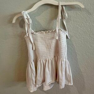 Forever 21 juniors size medium creamy white crop top